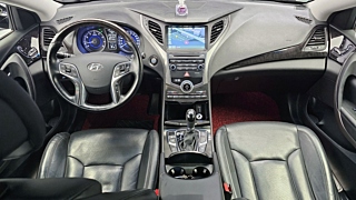 HYUNDAI GRANDEUR HG 2016