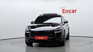 PORSCHE MACAN 2016