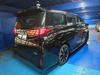Заказать TOYOTA ALPHARD