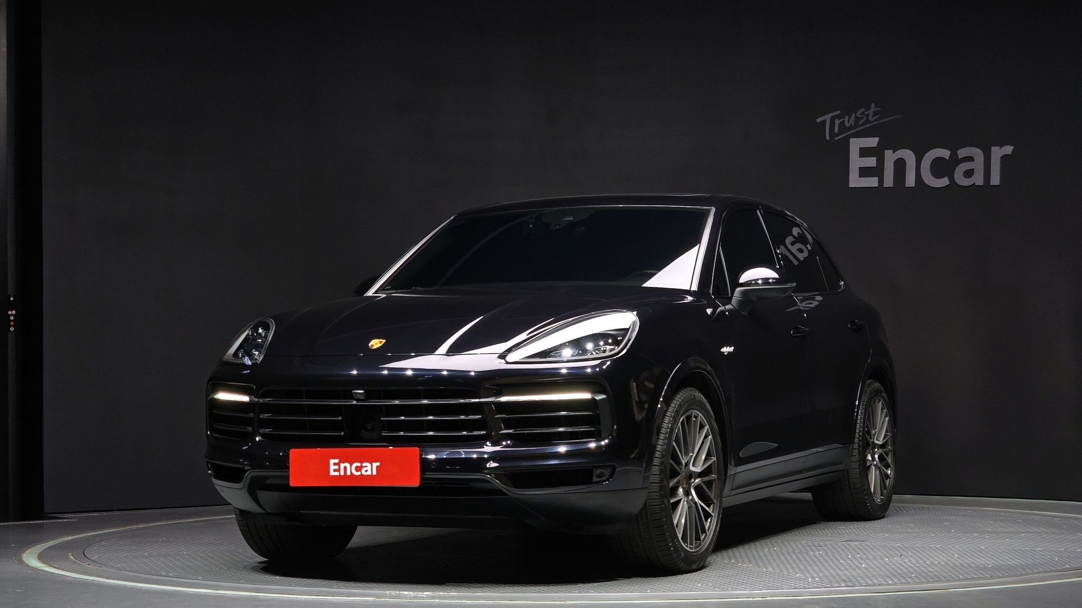 PORSCHE CAYENNE PO536