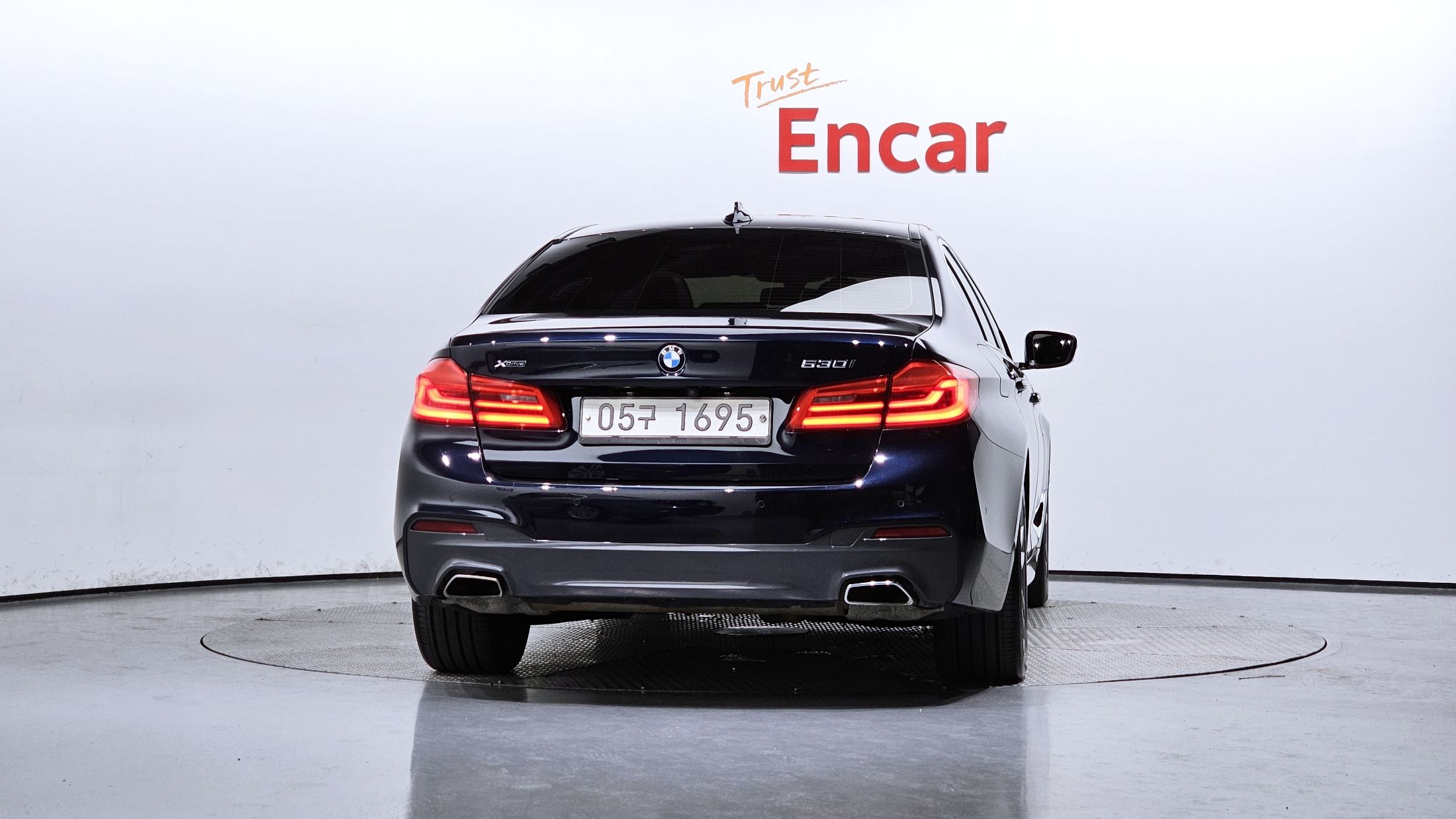 BMW 5-SERIES G30 2017