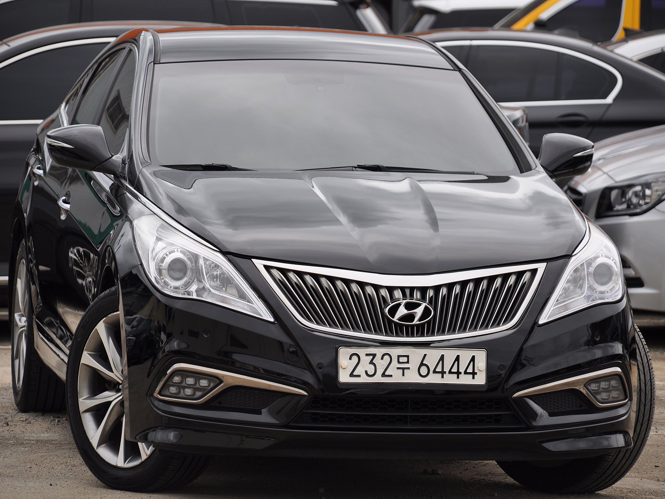 HYUNDAI GRANDEUR HG 2015