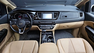 KIA CARNIVAL 2018