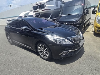 HYUNDAI GRANDEUR HG 2016