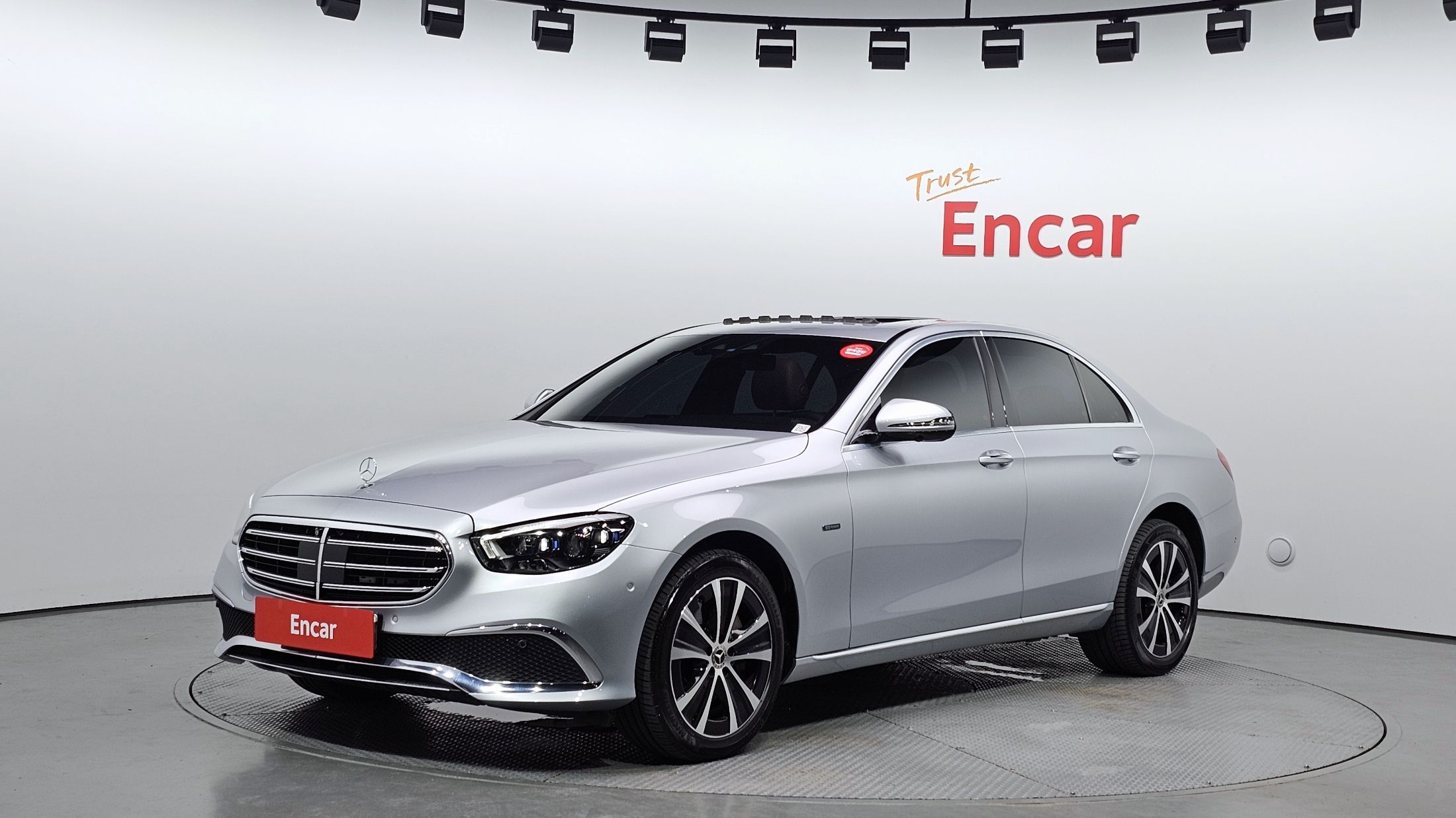MERCEDES BENZ E-CLASS W213
