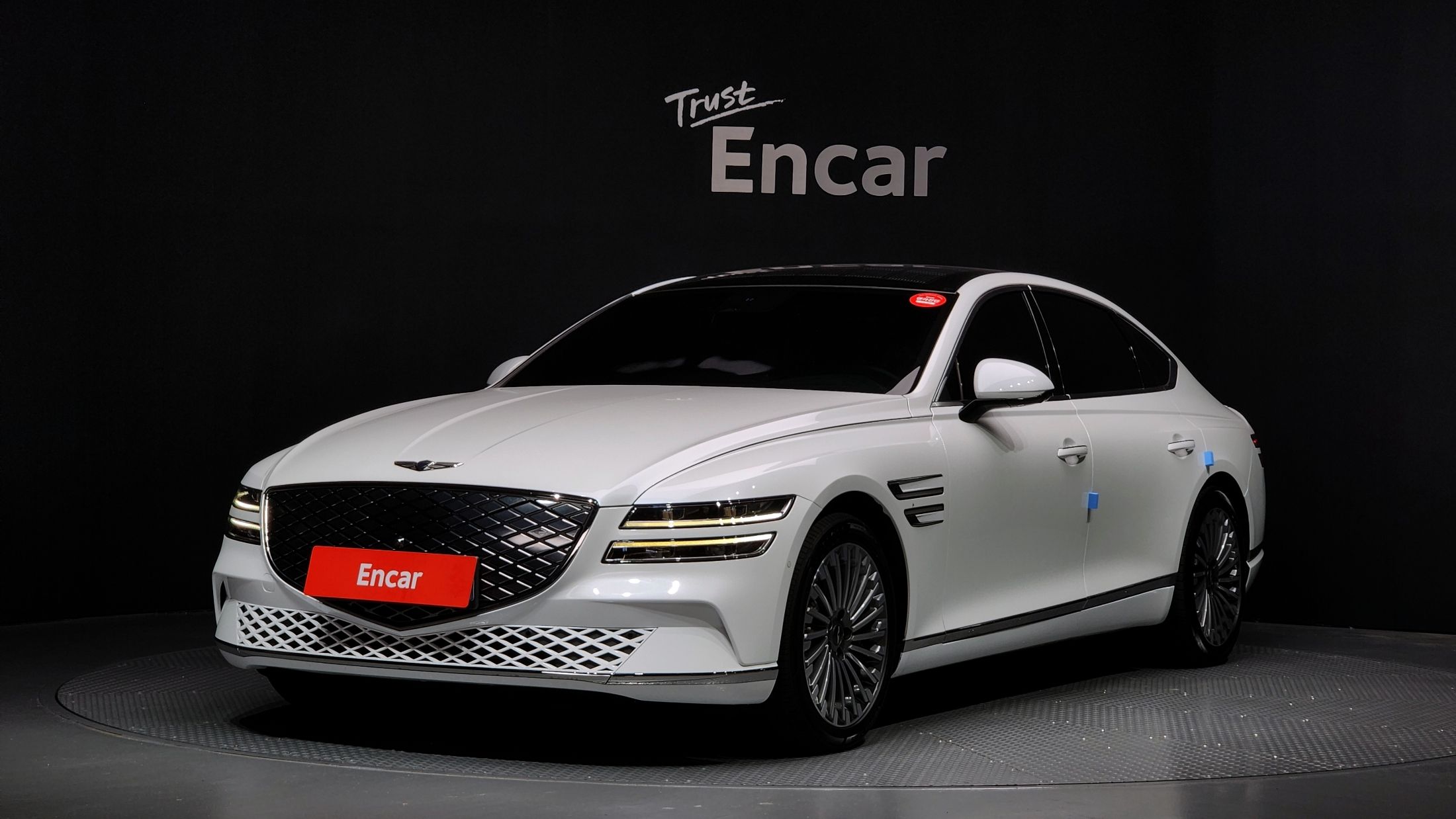 GENESIS ELECTRIC G80 RG3 2021