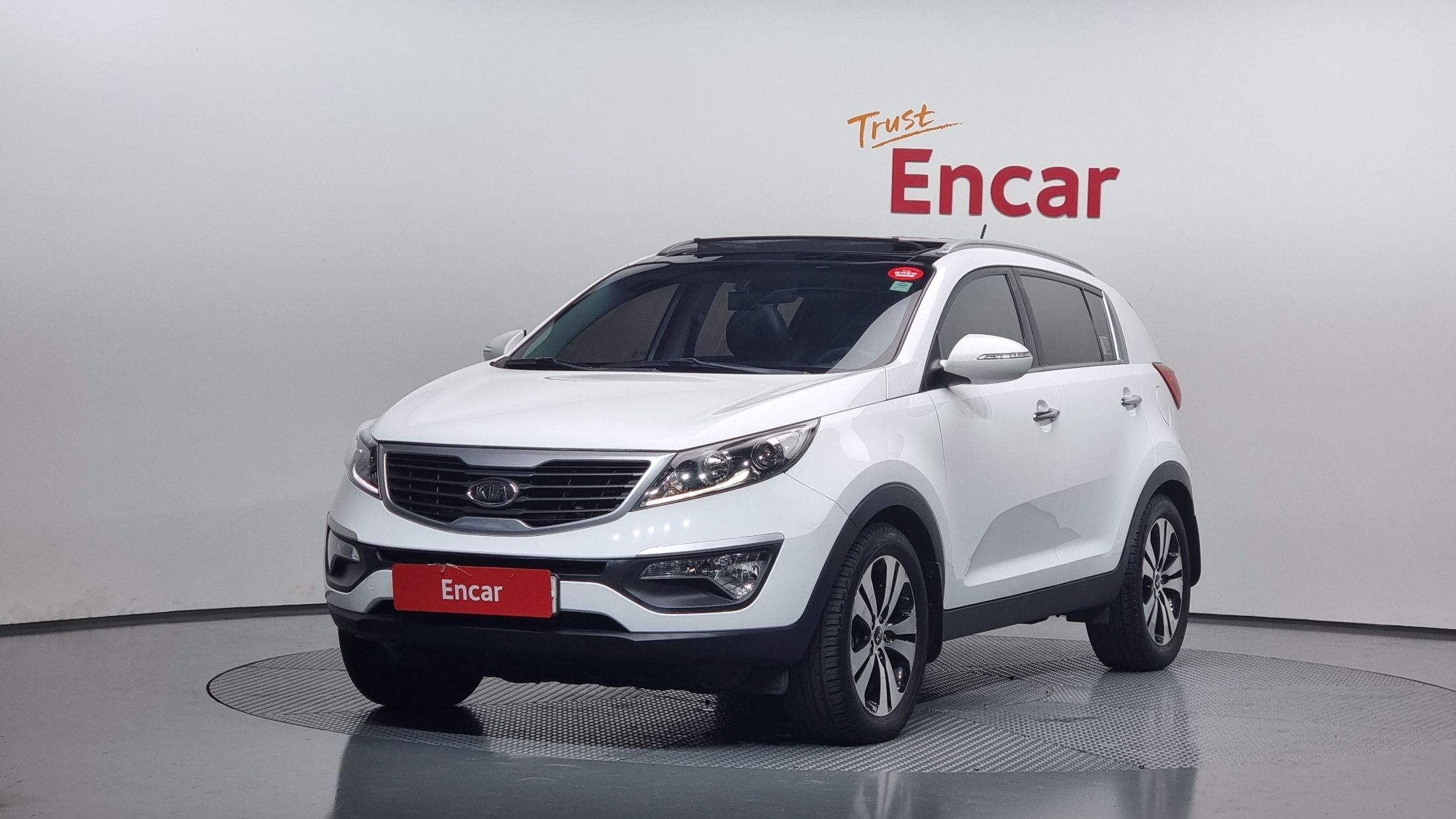 KIA SPORTAGE R