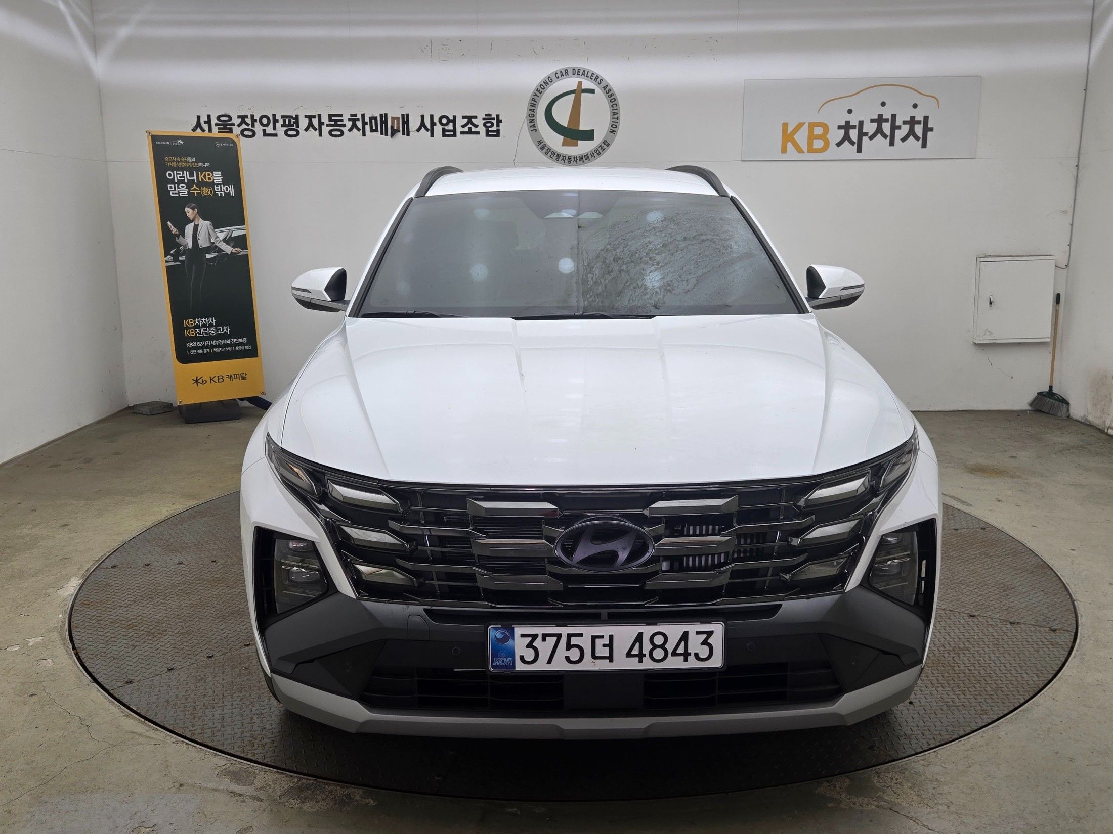 HYUNDAI TUCSON NX4 2024