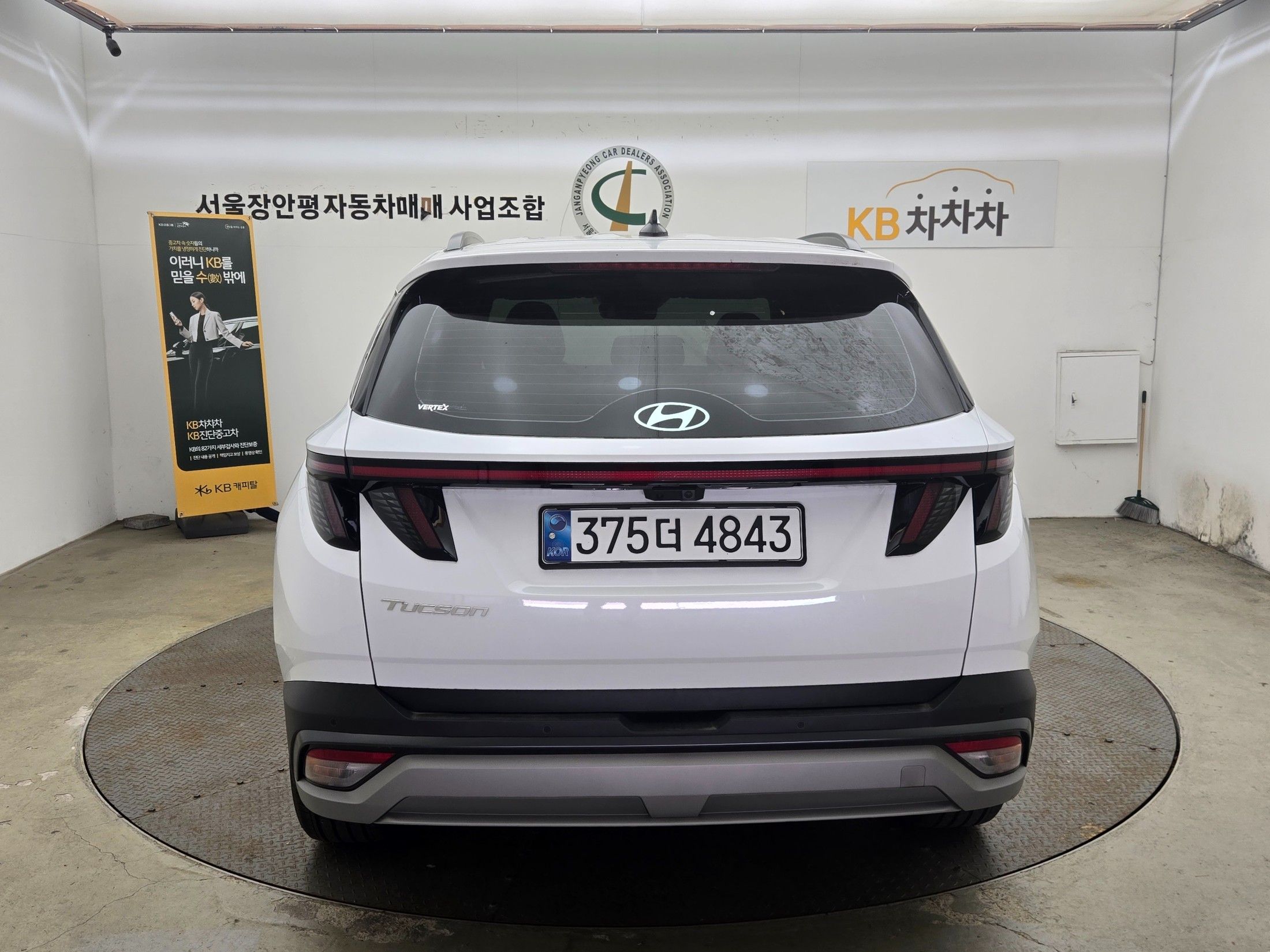 HYUNDAI TUCSON NX4 2024