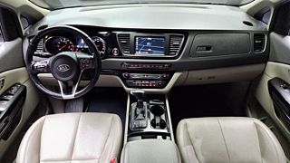 KIA CARNIVAL 2017