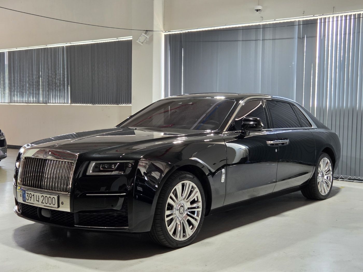 ROLLS ROYCE GHOST