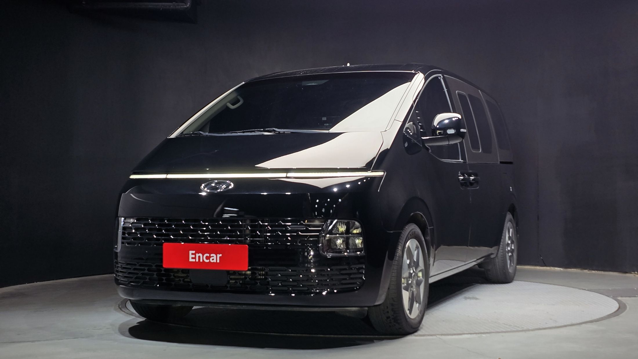 HYUNDAI STARIA 2022