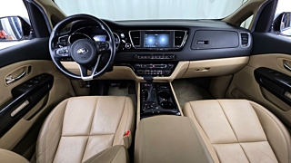 KIA CARNIVAL 2017