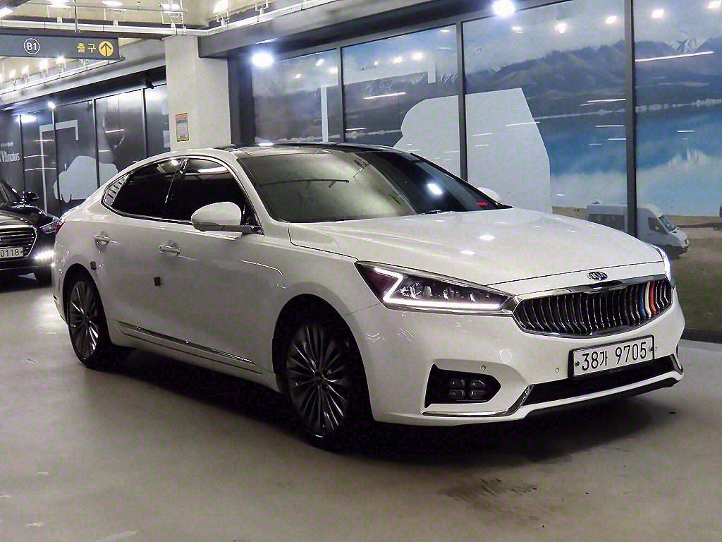KIA K7