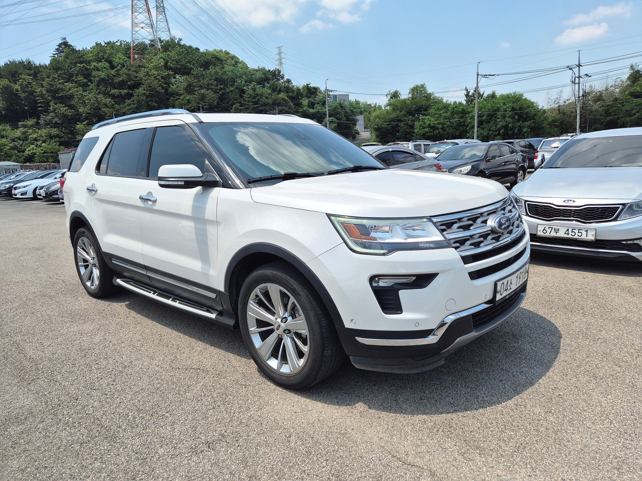 FORD EXPLORER