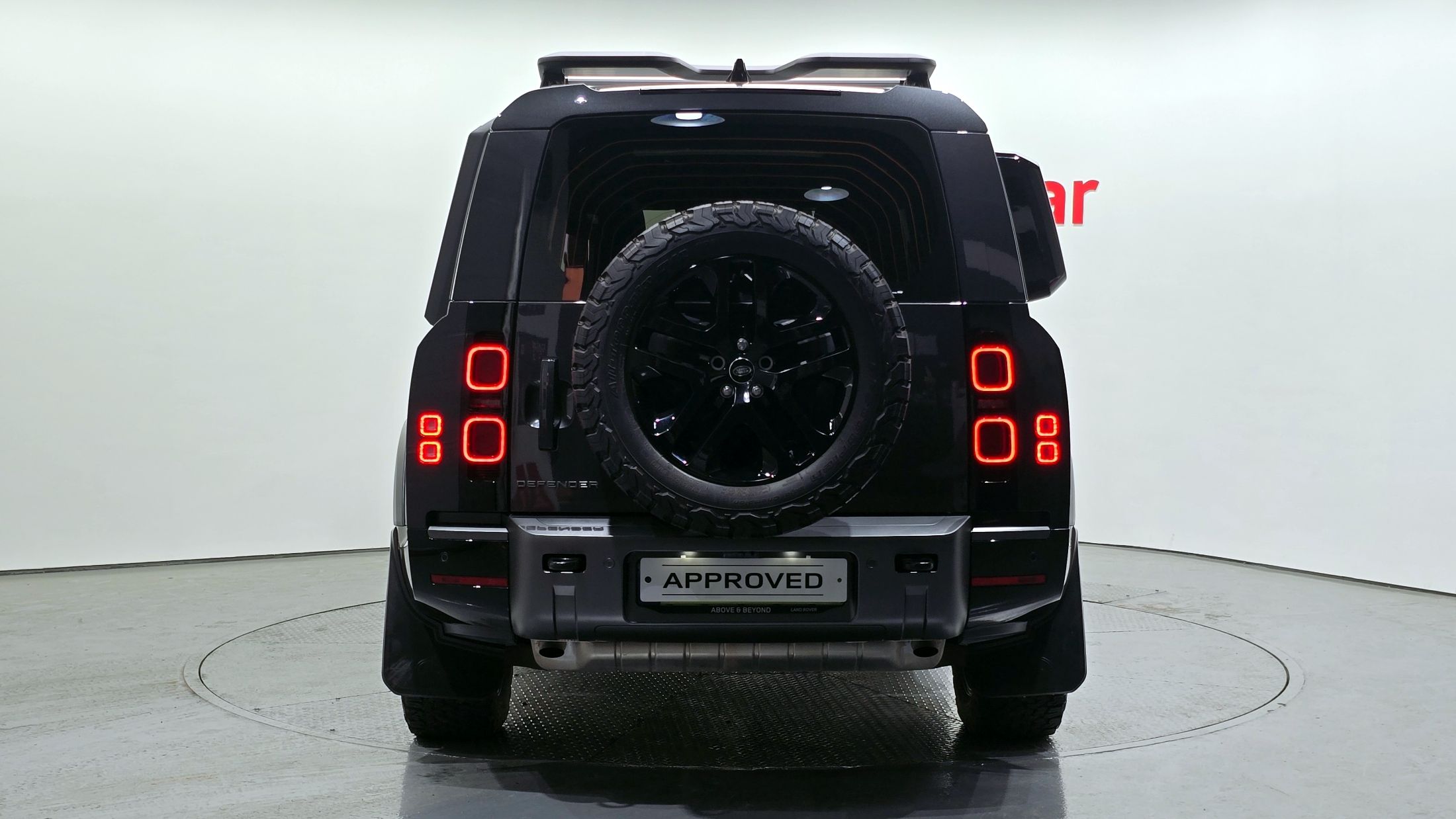 LAND ROVER DEFENDER L663