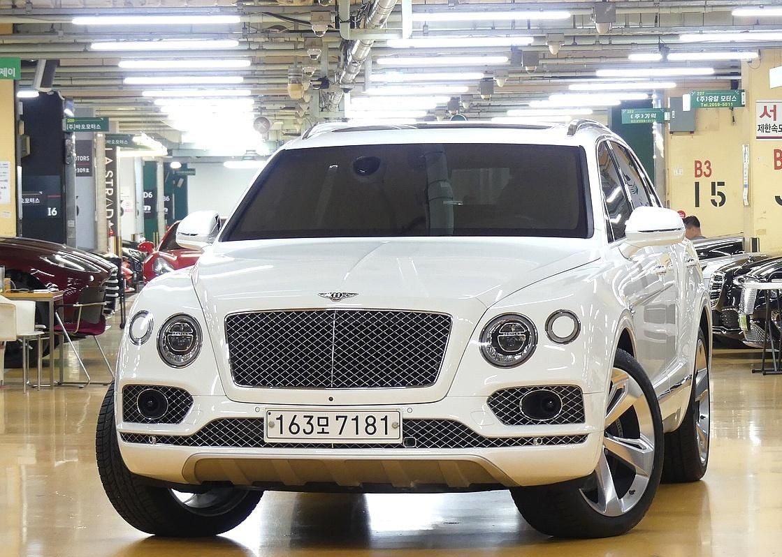 BENTLEY BENTAYGA 2018