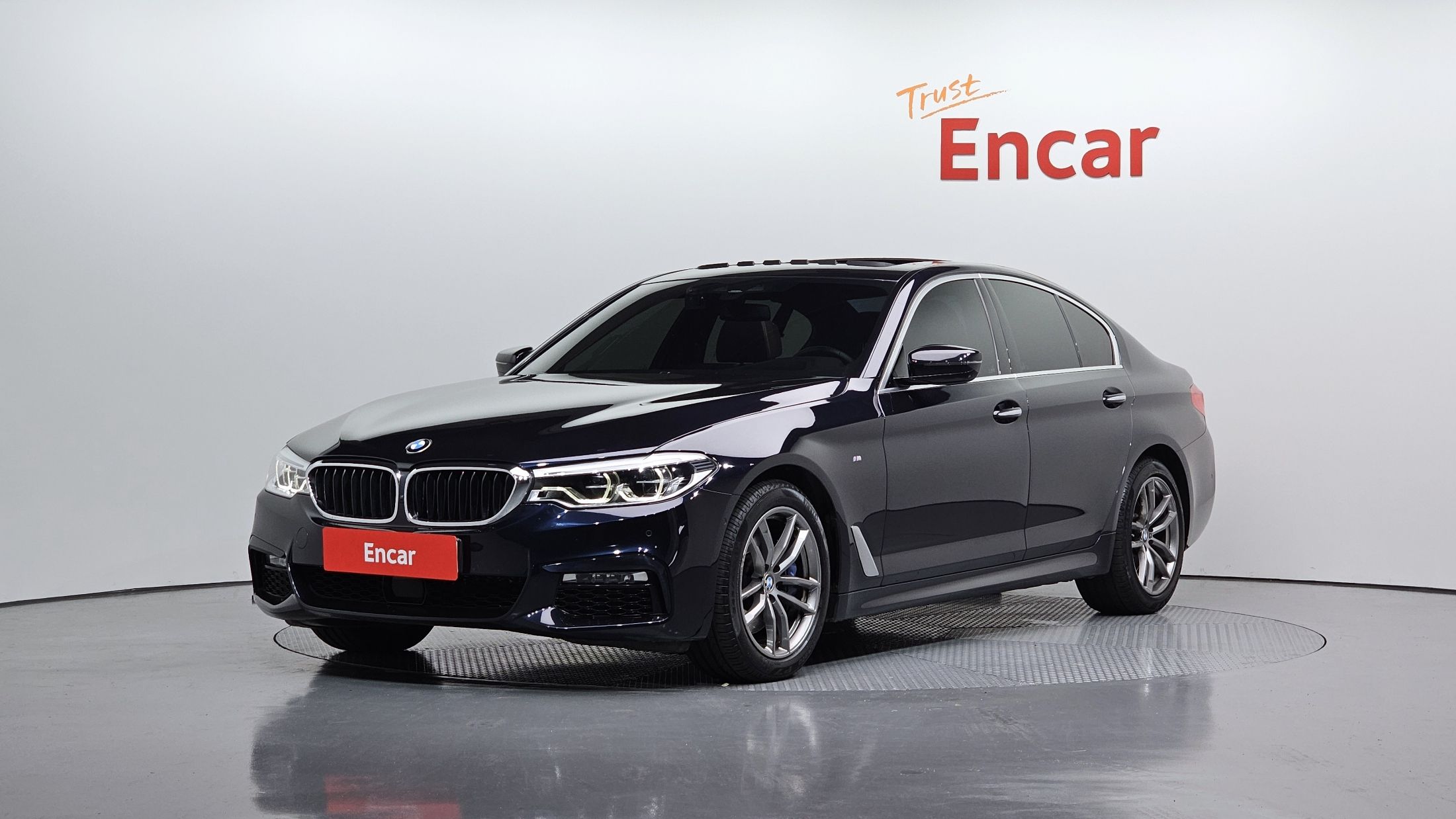 BMW 5-SERIES G30 2018