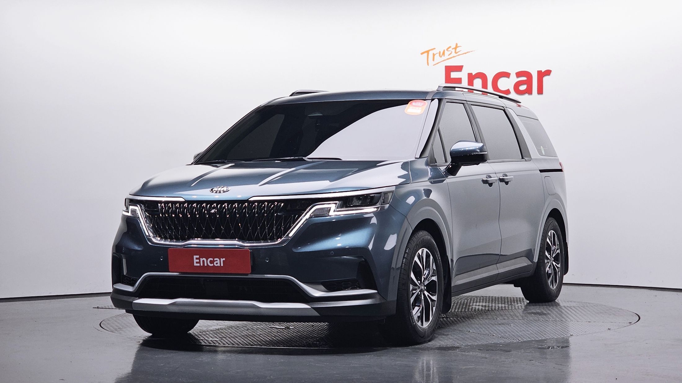 KIA CARNIVAL 2020