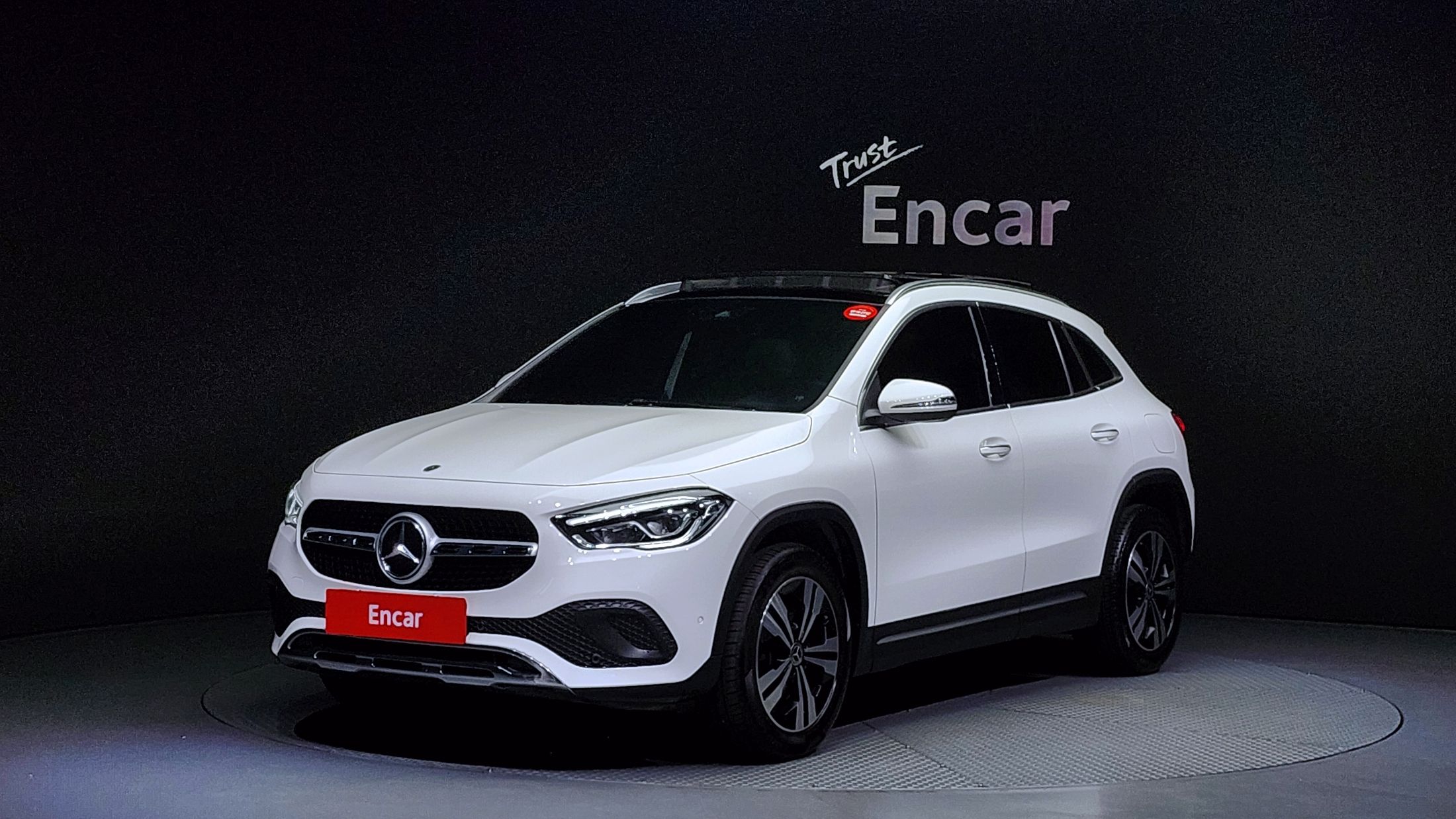 MERCEDES BENZ GLA-CLASS H247 2021