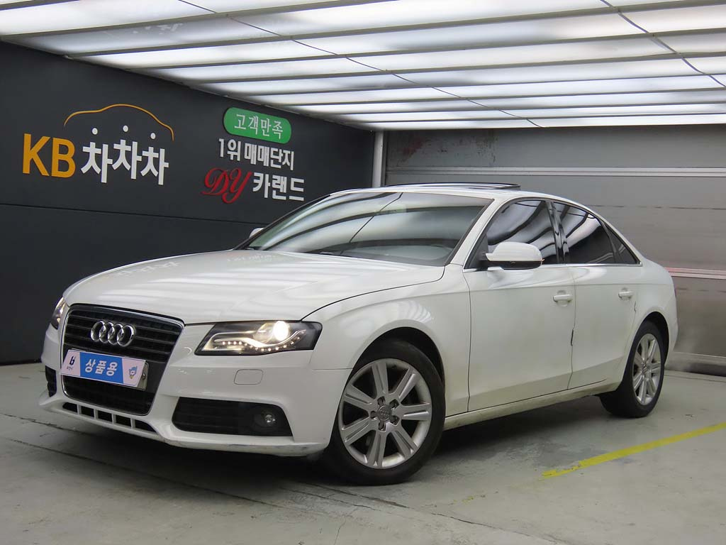 AUDI A4 2010