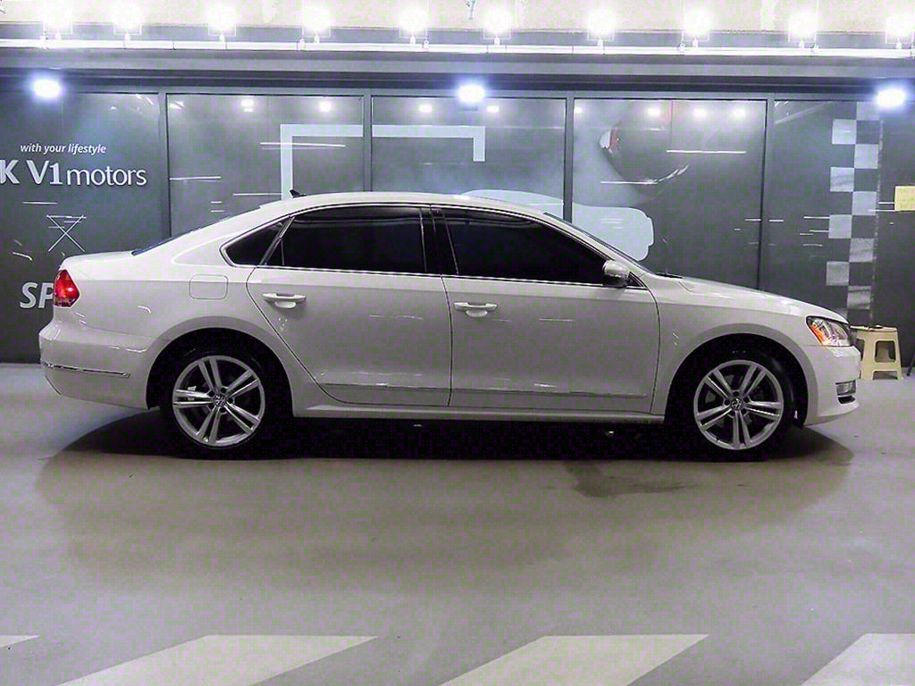 VOLKSWAGEN PASSAT 2014