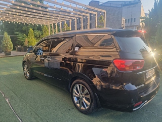 KIA CARNIVAL 2018