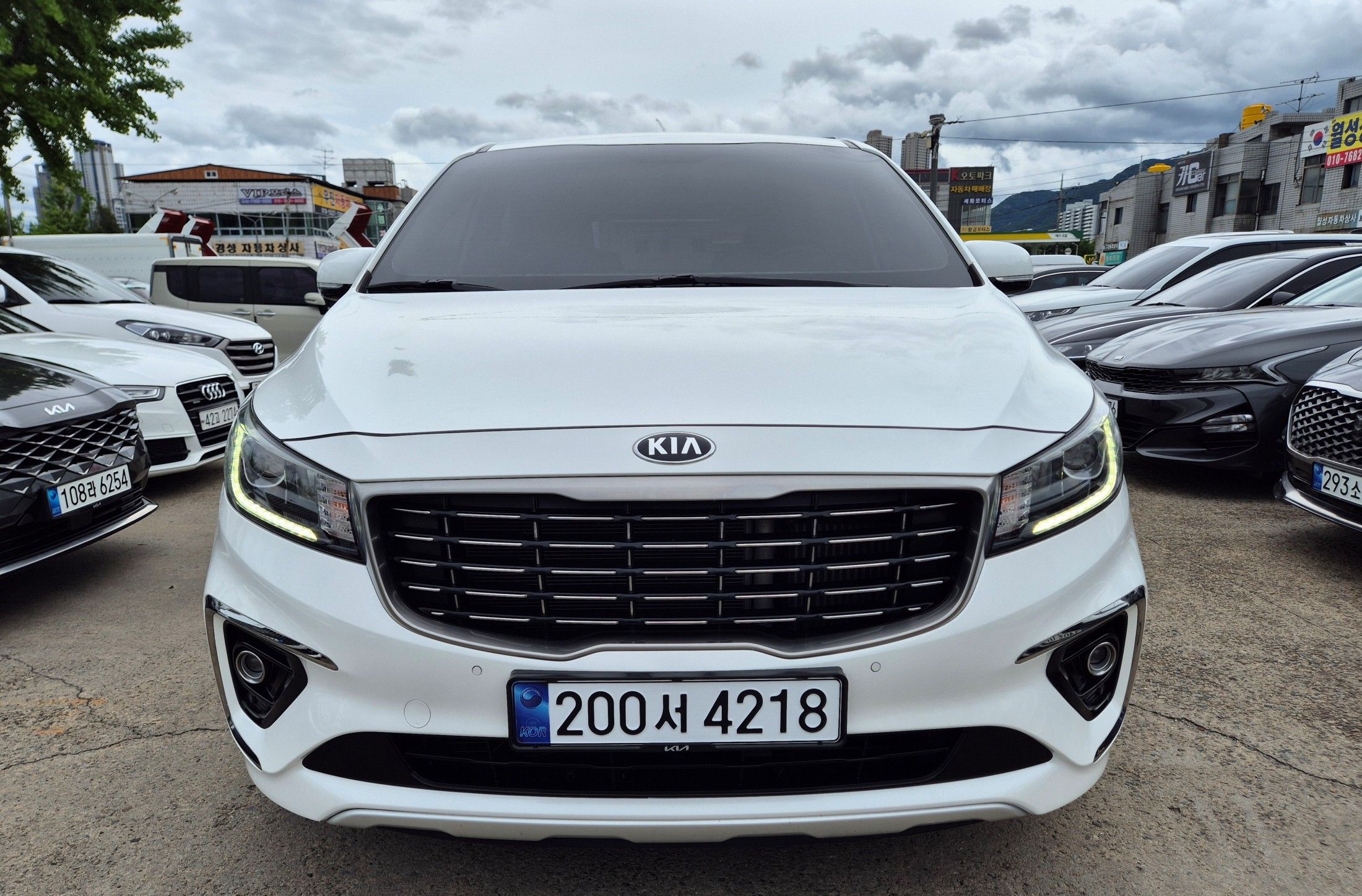 KIA CARNIVAL 2020