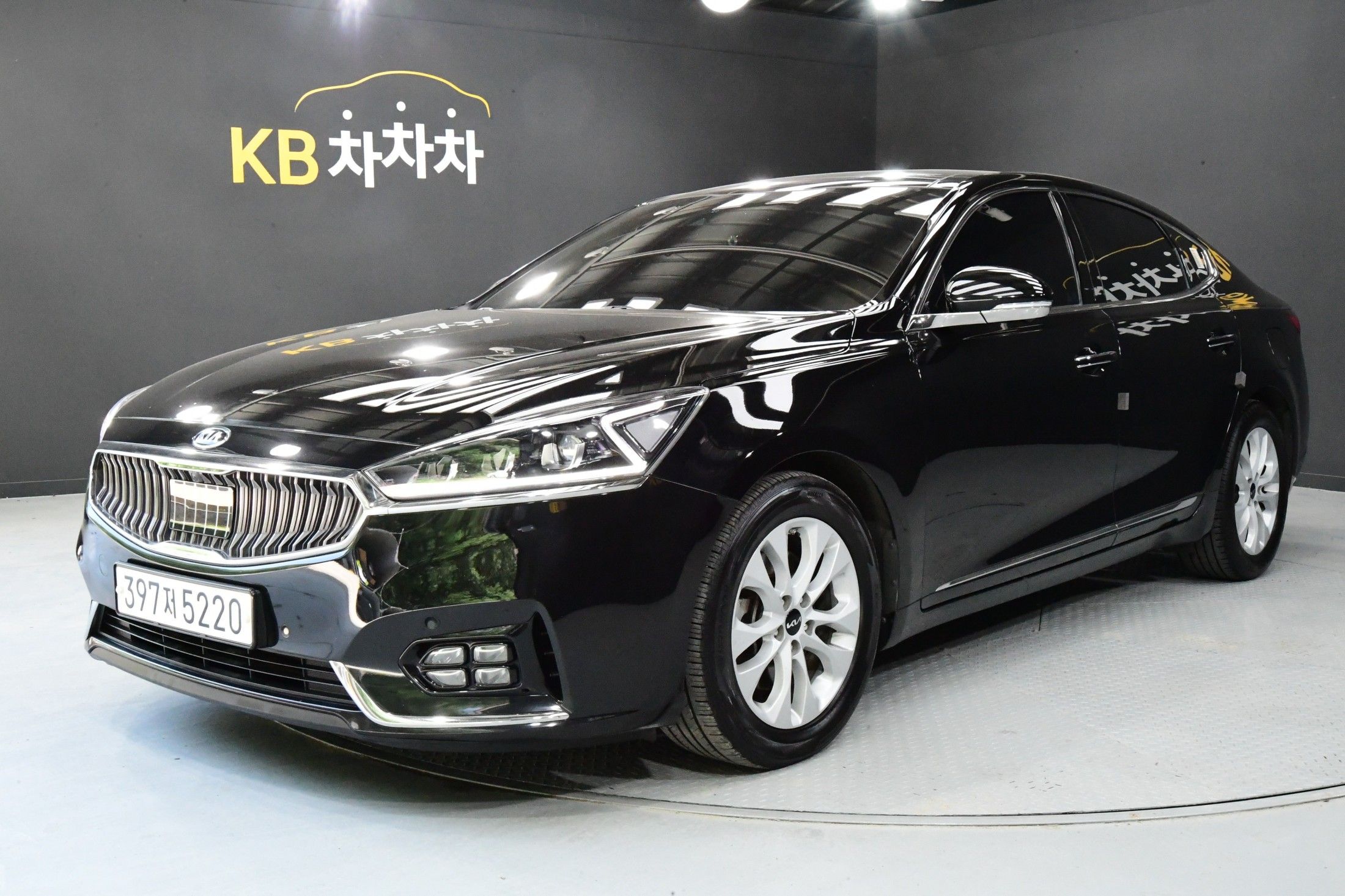 KIA K7