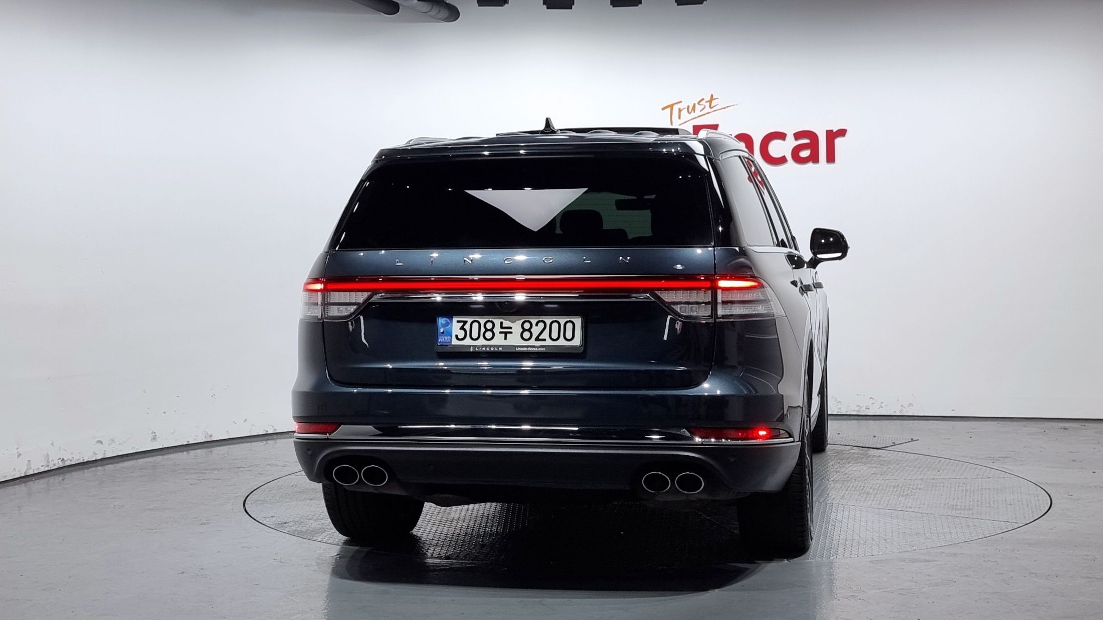 LINCOLN AVIATOR