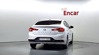 HYUNDAI AVANTE AD 2019