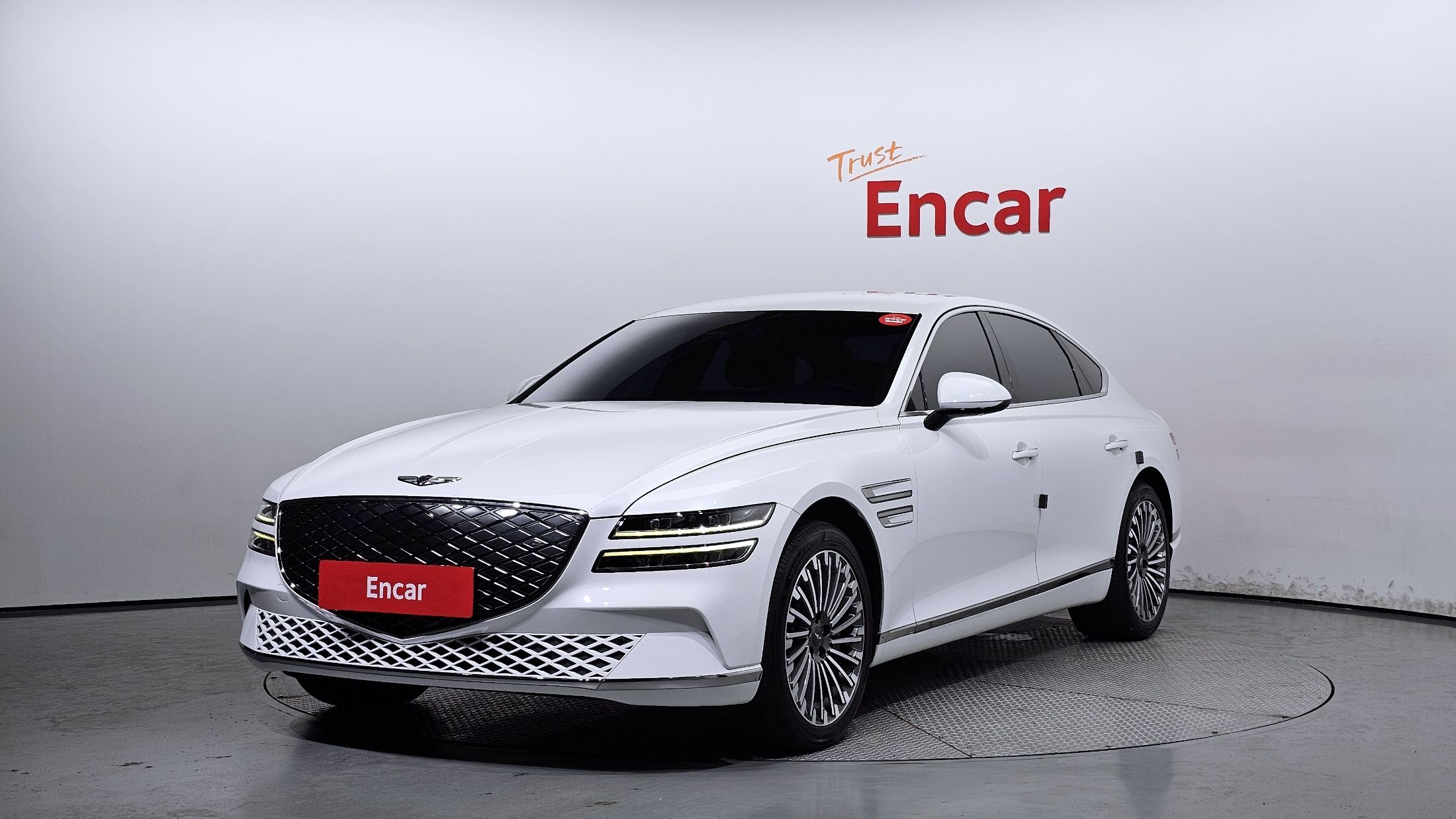 GENESIS ELECTRIC G80 RG3 2021