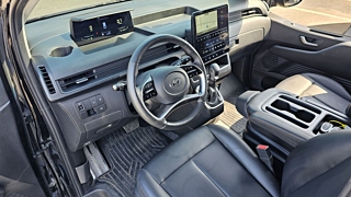 HYUNDAI STARIA 2023