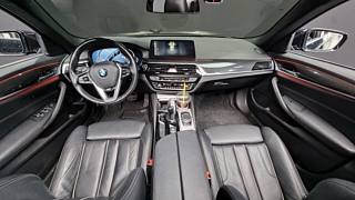BMW 5-SERIES G30 2018