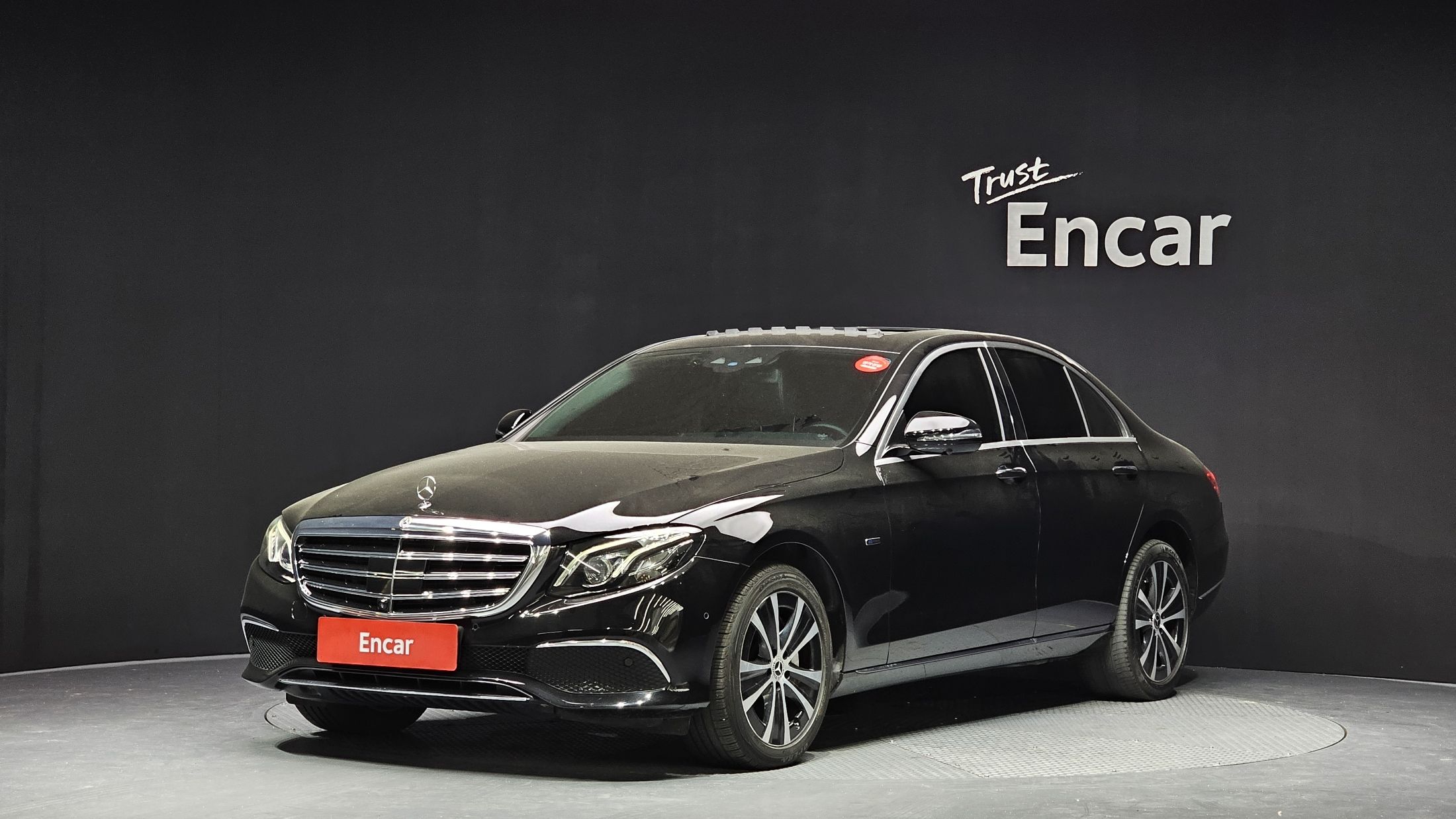 MERCEDES BENZ E-CLASS W213 2020