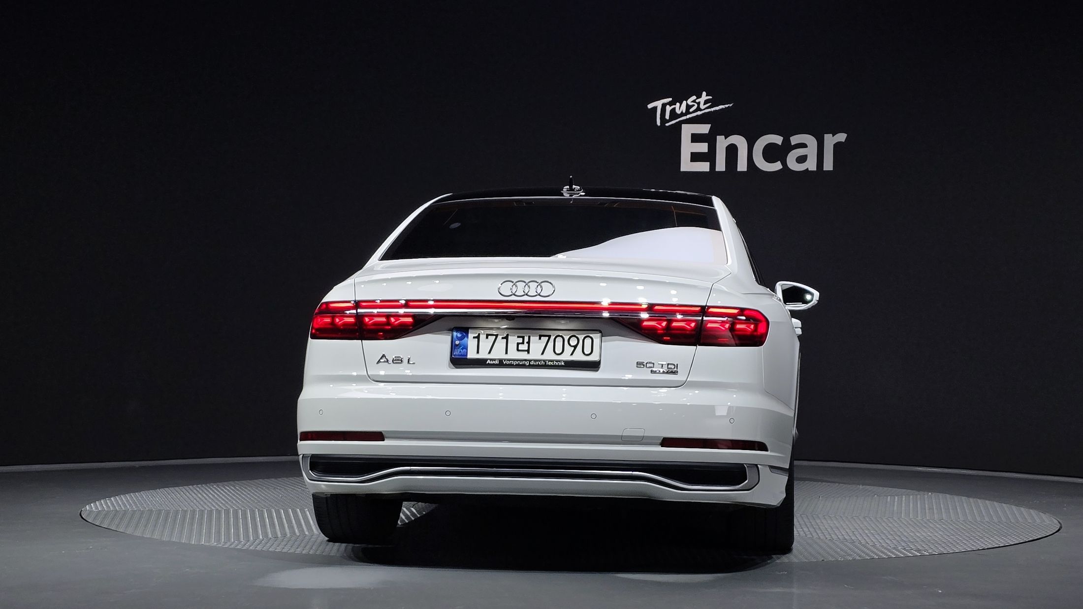 AUDI A8 D5