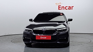 BMW 5-SERIES G30 2017