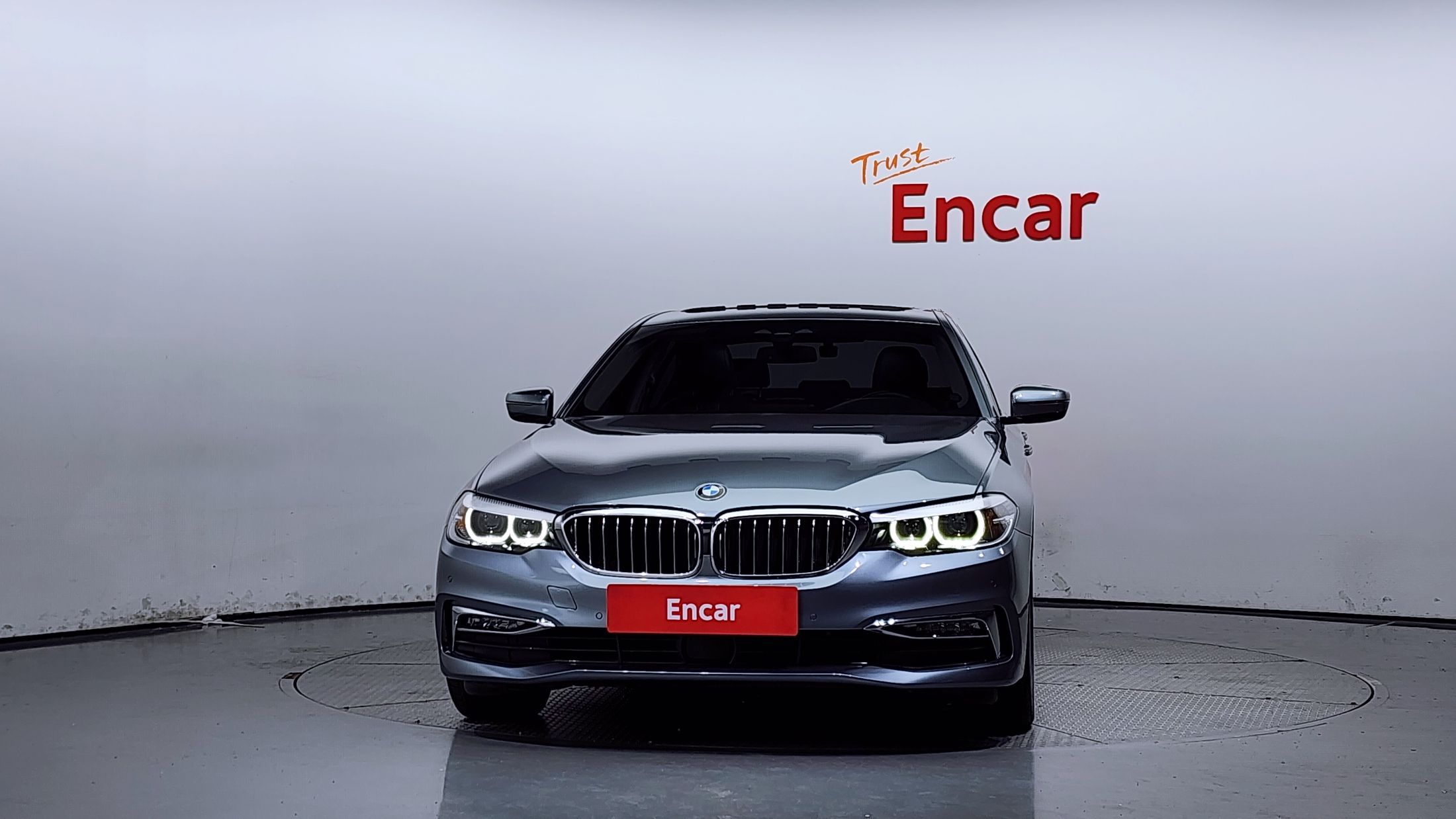 BMW 5-SERIES G30 2018