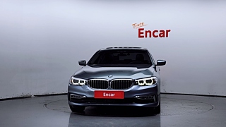 BMW 5-SERIES G30 2018