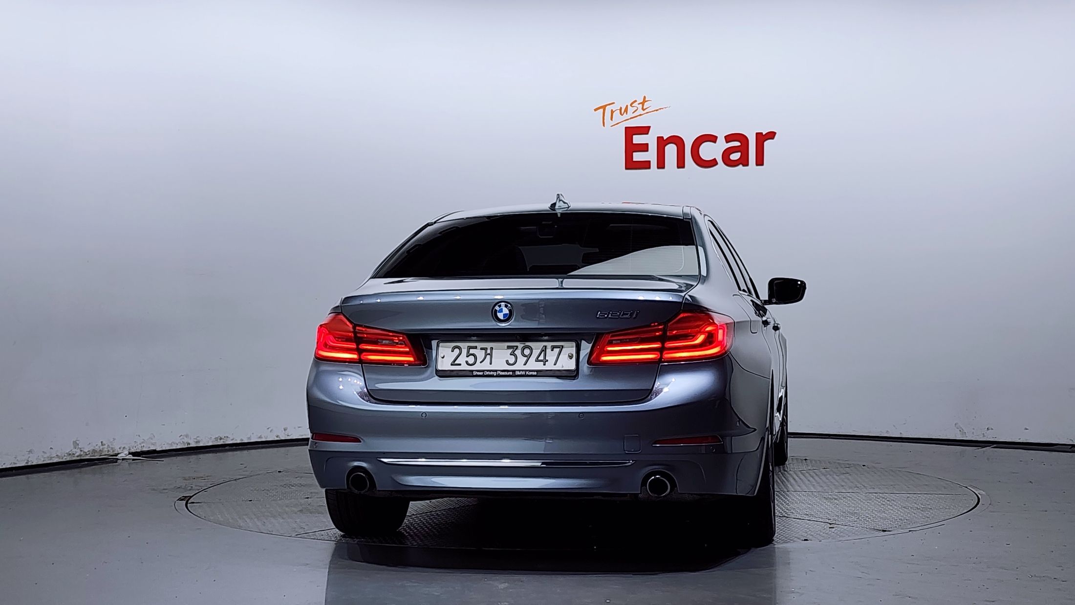 BMW 5-SERIES G30 2018