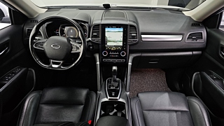 SAMSUNG QM6 2020