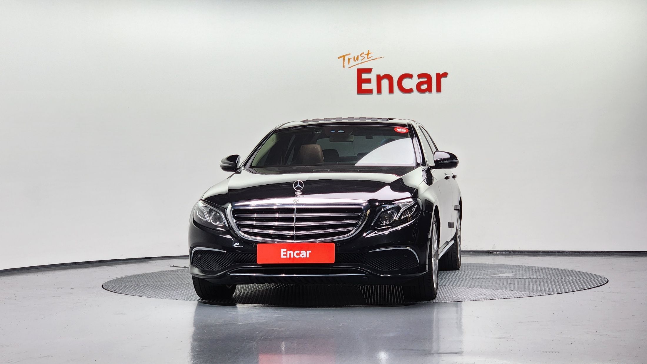 MERCEDES BENZ E-CLASS W213 2019