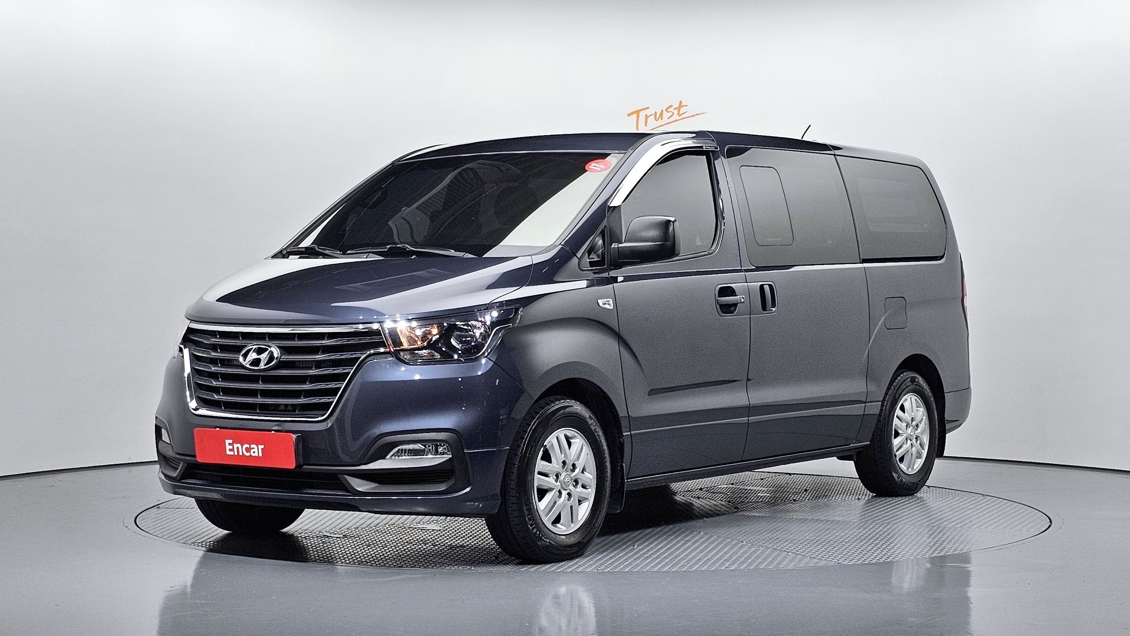 HYUNDAI STAREX GRAND