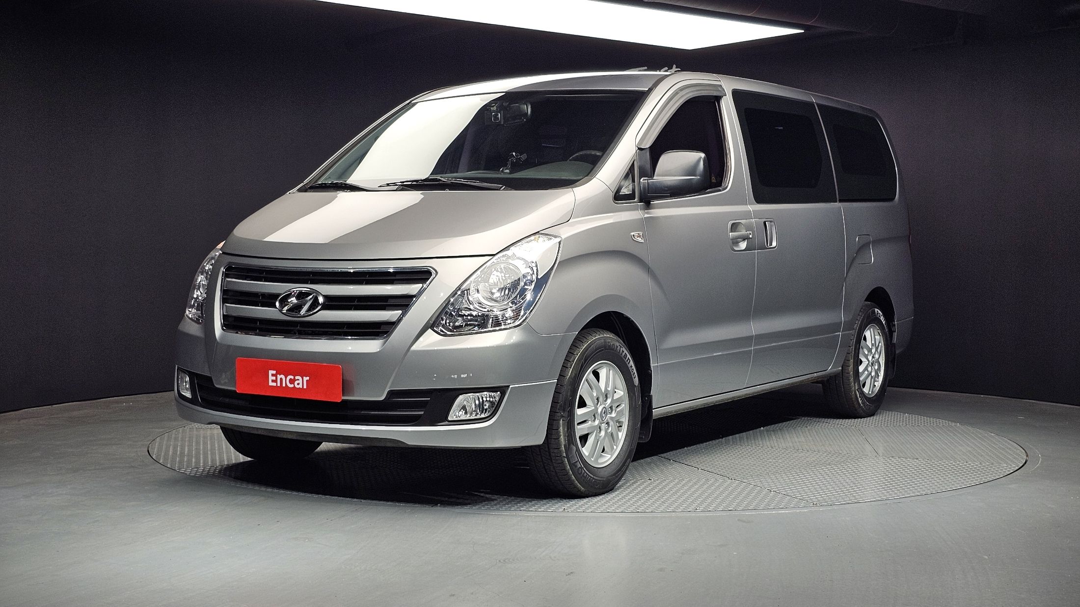 HYUNDAI STAREX GRAND 2016