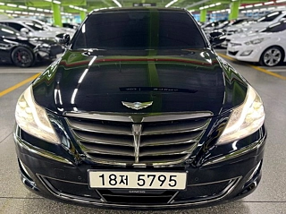 HYUNDAI GENESIS 2013