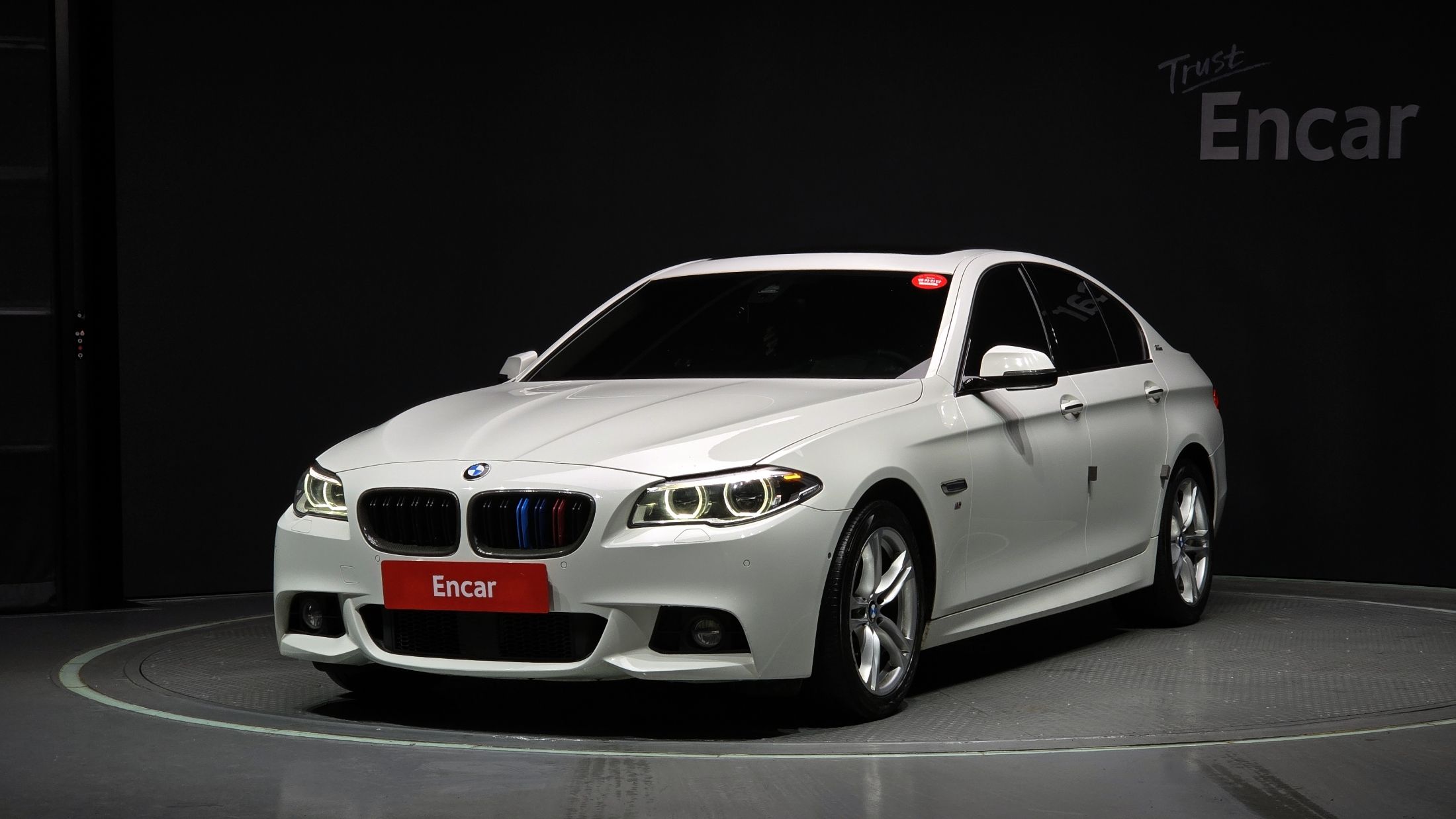BMW 5-SERIES F10 2016