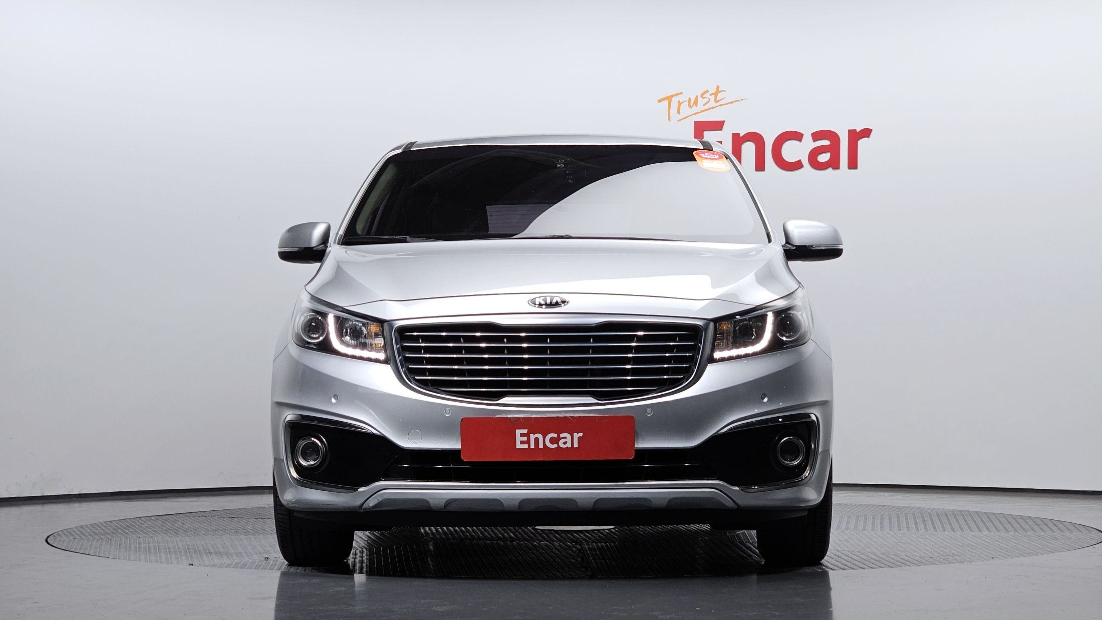 KIA CARNIVAL 2016