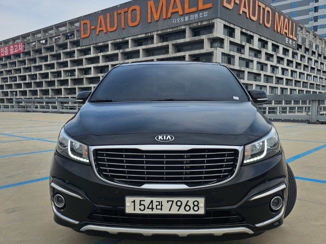 KIA CARNIVAL 2018