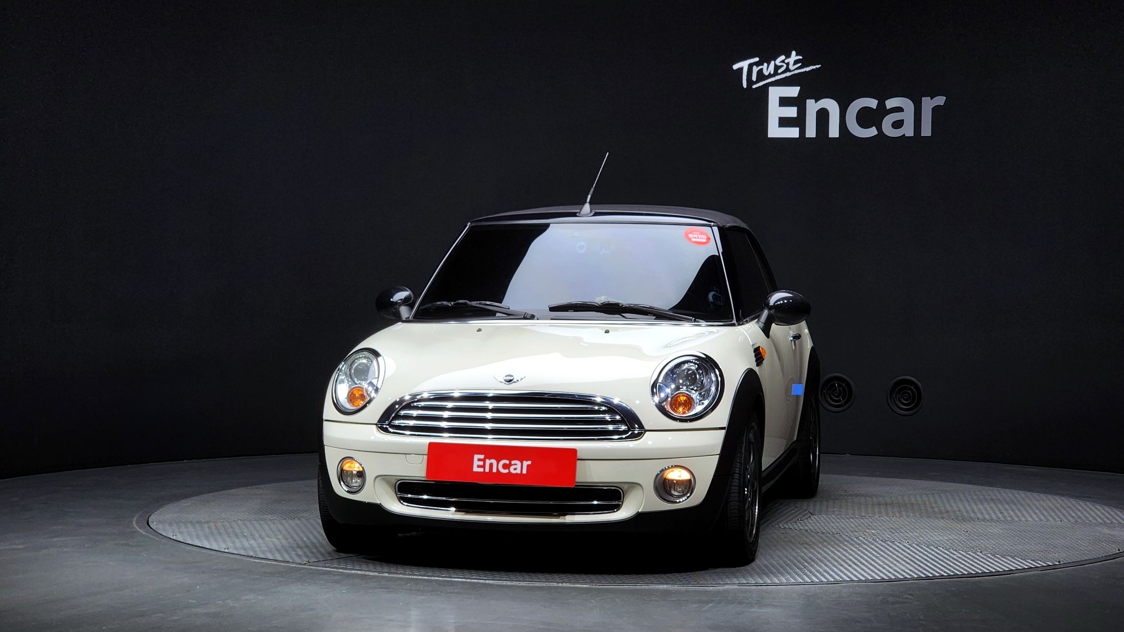 MINI COOPER CONVERTIBLE 2010