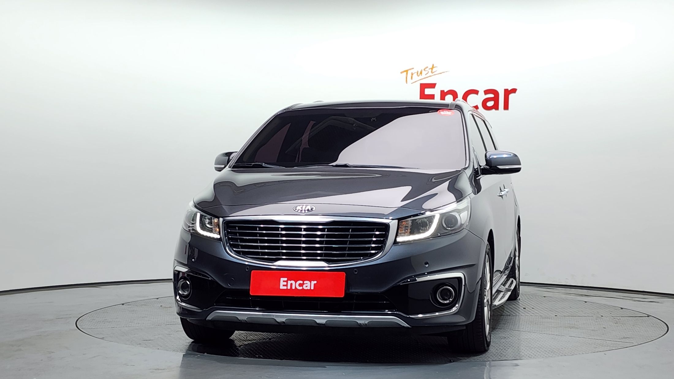 KIA CARNIVAL 2017